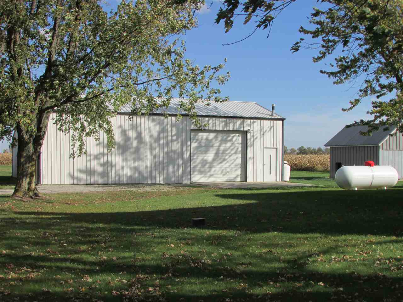 4050 North Sampson Road Woodburn, IN 46797 - Photo 7 of 36 Gallery Image 7