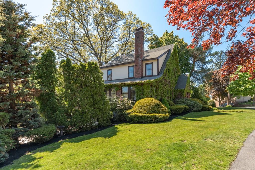 31 Stoney Brae Road Quincy, MA 02169 - Photo 3 of 28 Gallery Image 3