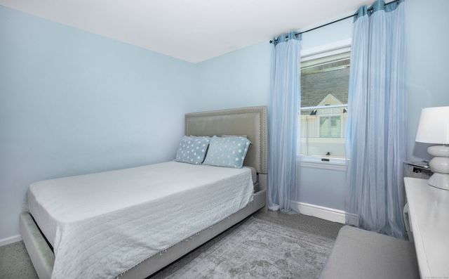 $1,299,000 | 64 East Avenue, New Canaan, CT 06840