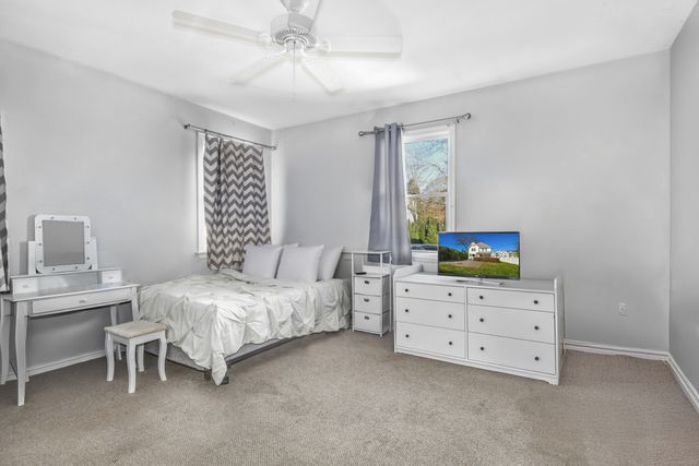 $1,299,000 | 64 East Avenue, New Canaan, CT 06840