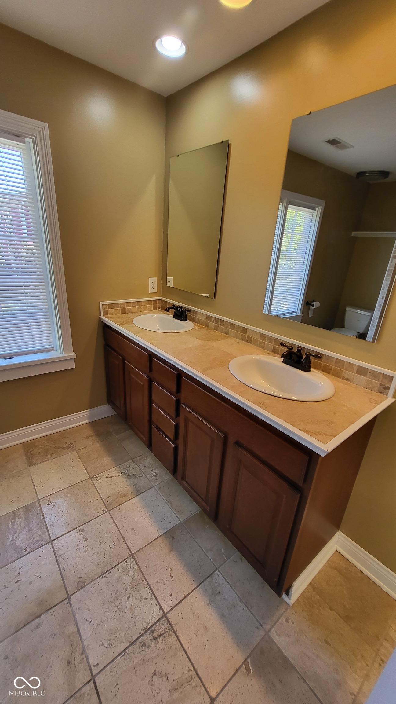 1924 North Talbott Street Indianapolis, IN 46202 - Photo 20 of 29