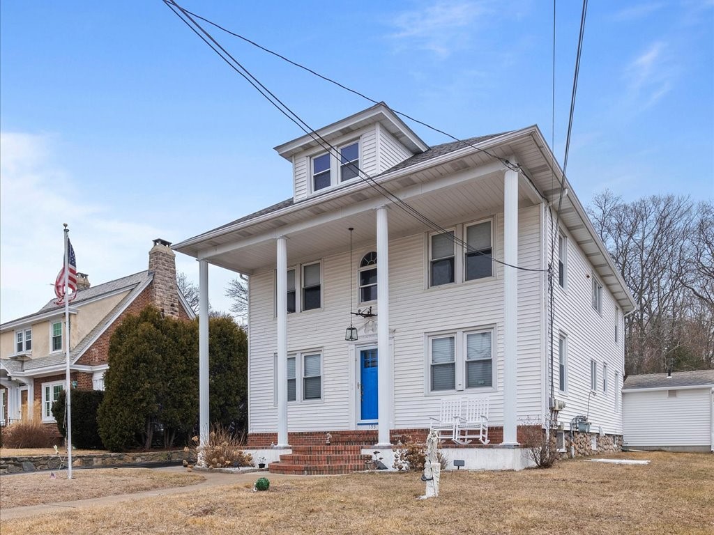 193 High Street Westerly, RI 02891 - Photo 2 of 35