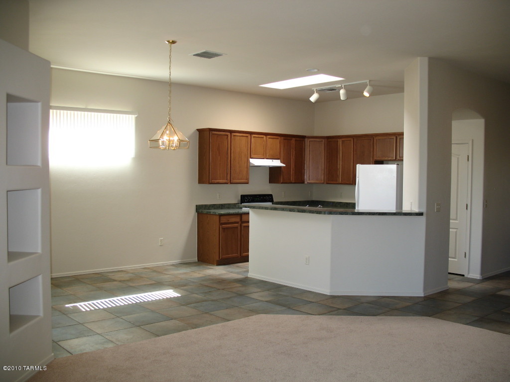 13684 East High Plains Ranch Street Vail, AZ 85641 - Photo 4 of 20