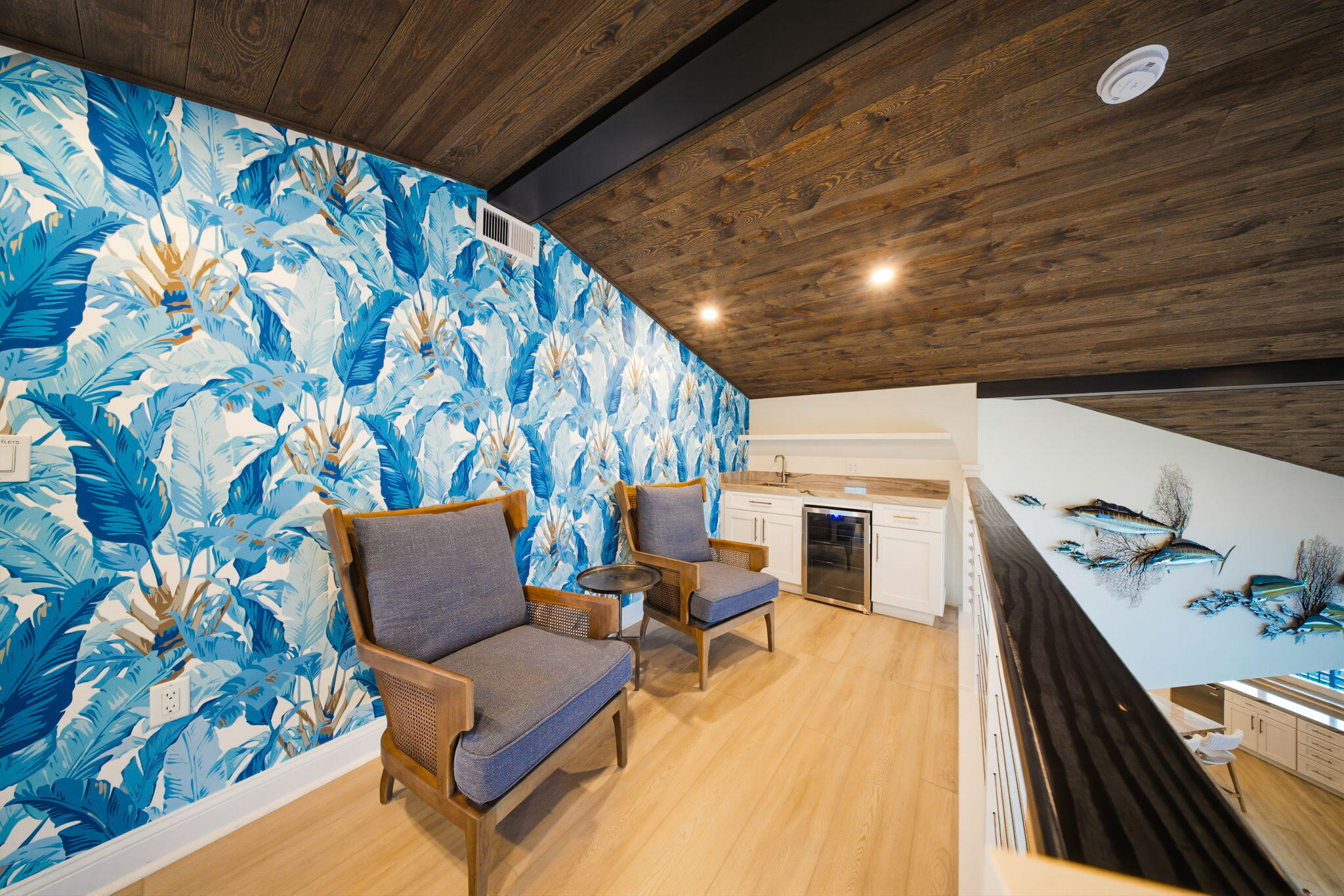 57733 Morton Street Marathon, FL 33050 - Photo 75 of 247 Wet Bar & Sitting Area