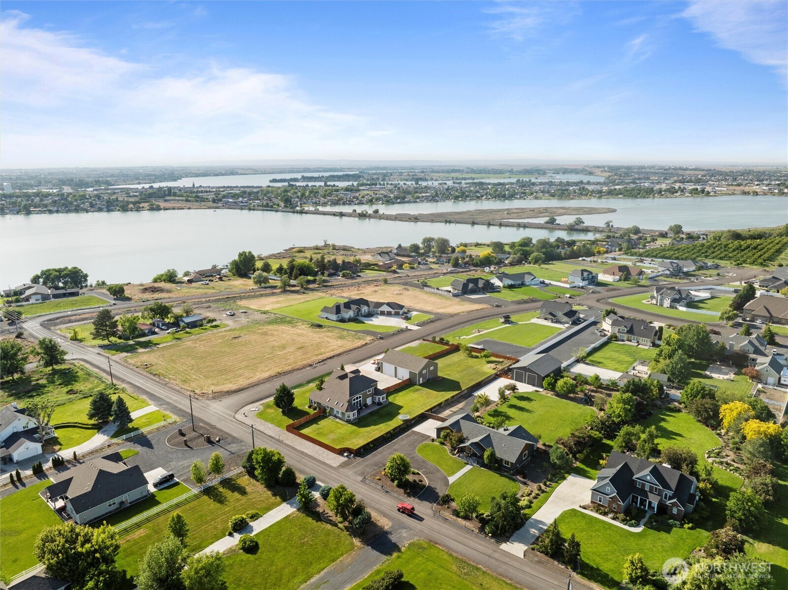 527 Rd I.6 Northeast Moses Lake, WA 98837 - Photo 9 of 40