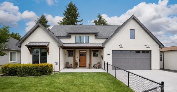 $675,000 | 865 Northeast Makiah Court, College Place, WA 99324