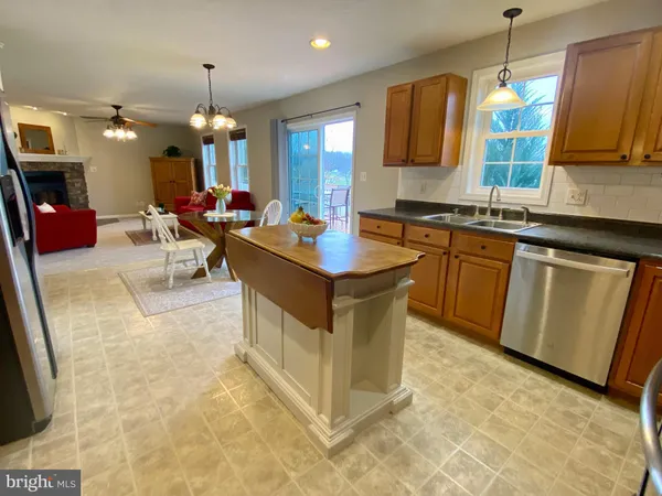 $449,000 | 2377 Red Fox Lane, Tyrone, PA 16686