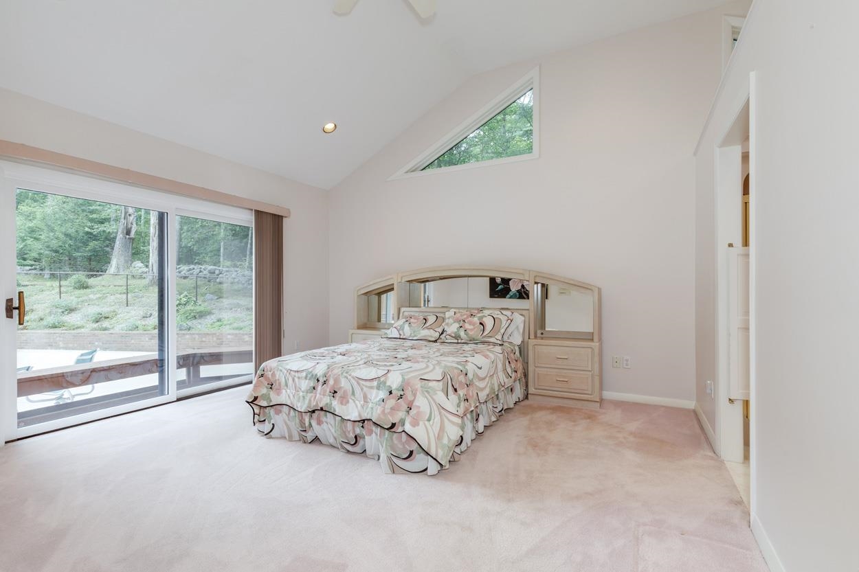 19 Hunters Road Bedford, NH 03110 - Photo 25 of 49 Gallery Image 25