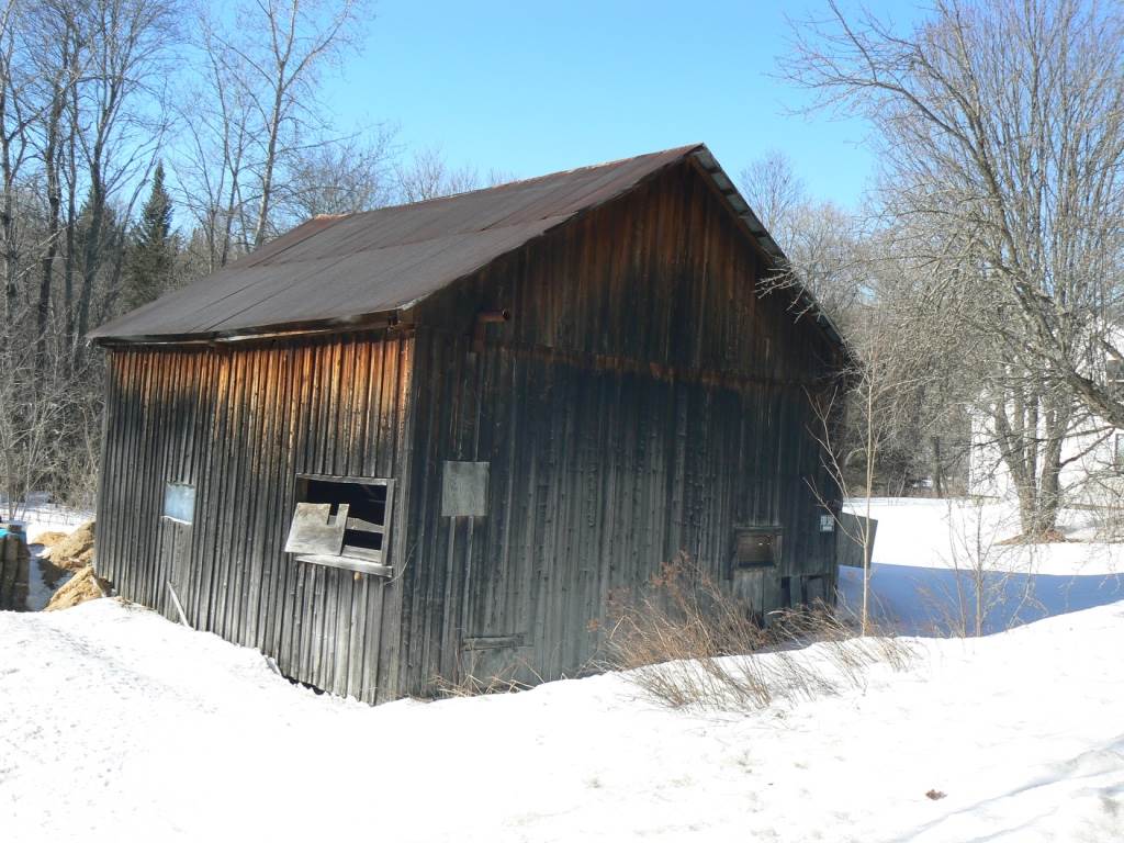 97 Spur Road Stratford, NH 03590 - Photo 11 of 40