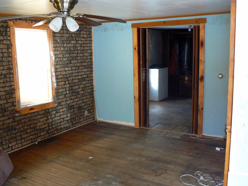97 Spur Road Stratford, NH 03590 - Photo 12 of 40