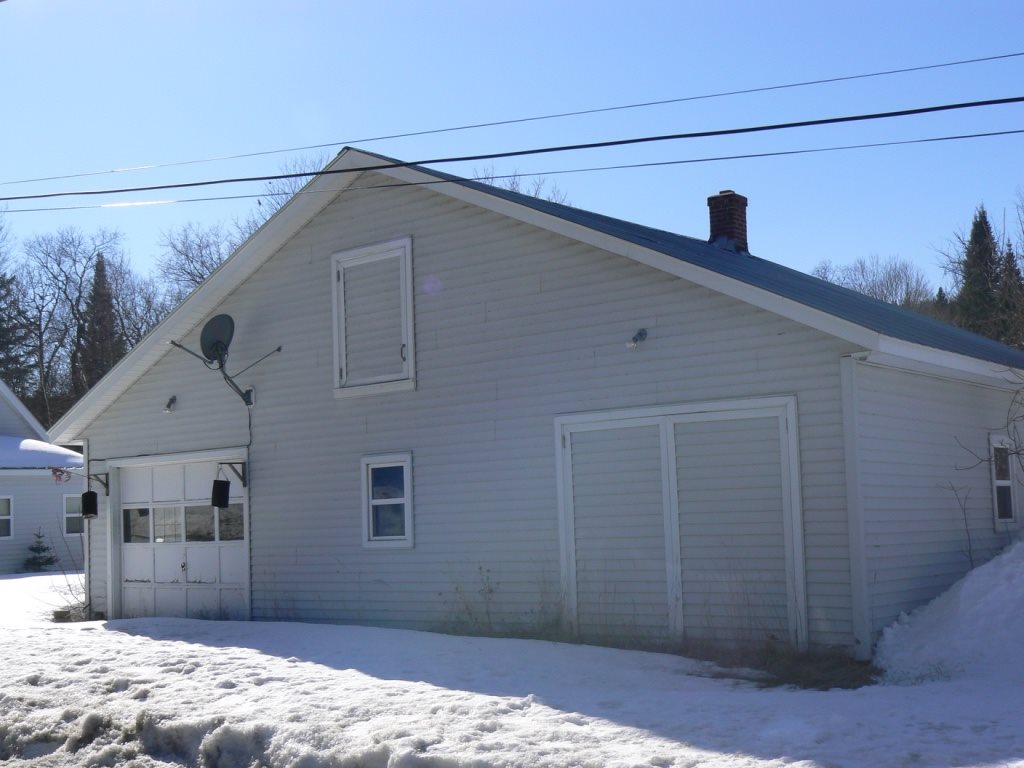 97 Spur Road Stratford, NH 03590 - Photo 5 of 40