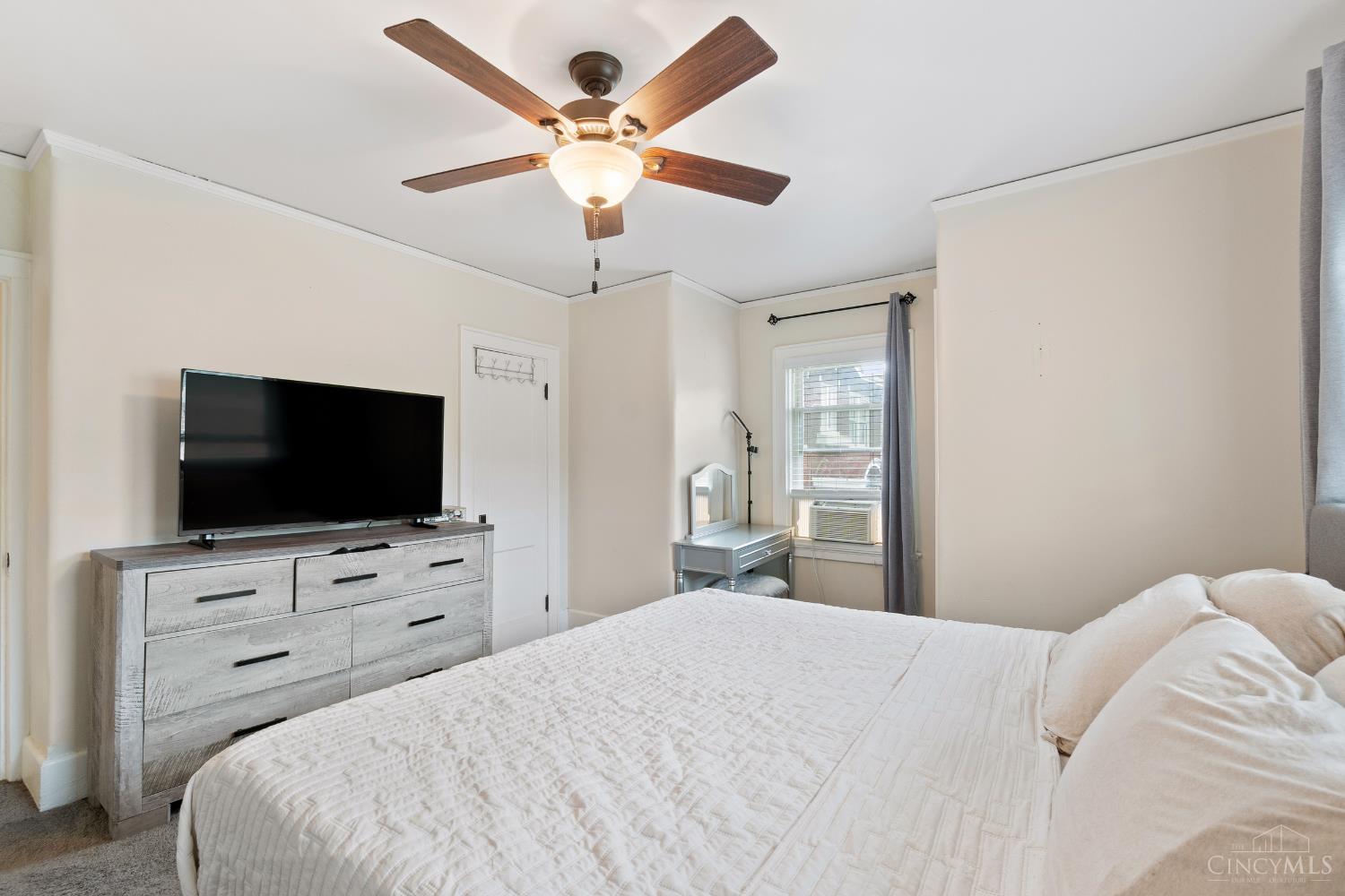 6424 Montgomery Road Cincinnati, OH 45213 - Photo 23 of 46