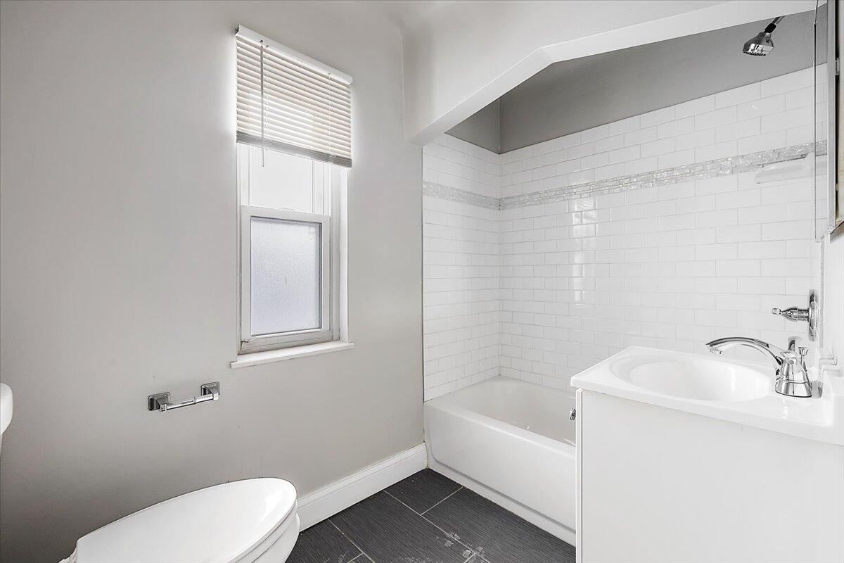 4605 Devonshire Road Detroit, MI 48224 - Photo 27 of 36 41-4605 Devonshire-41