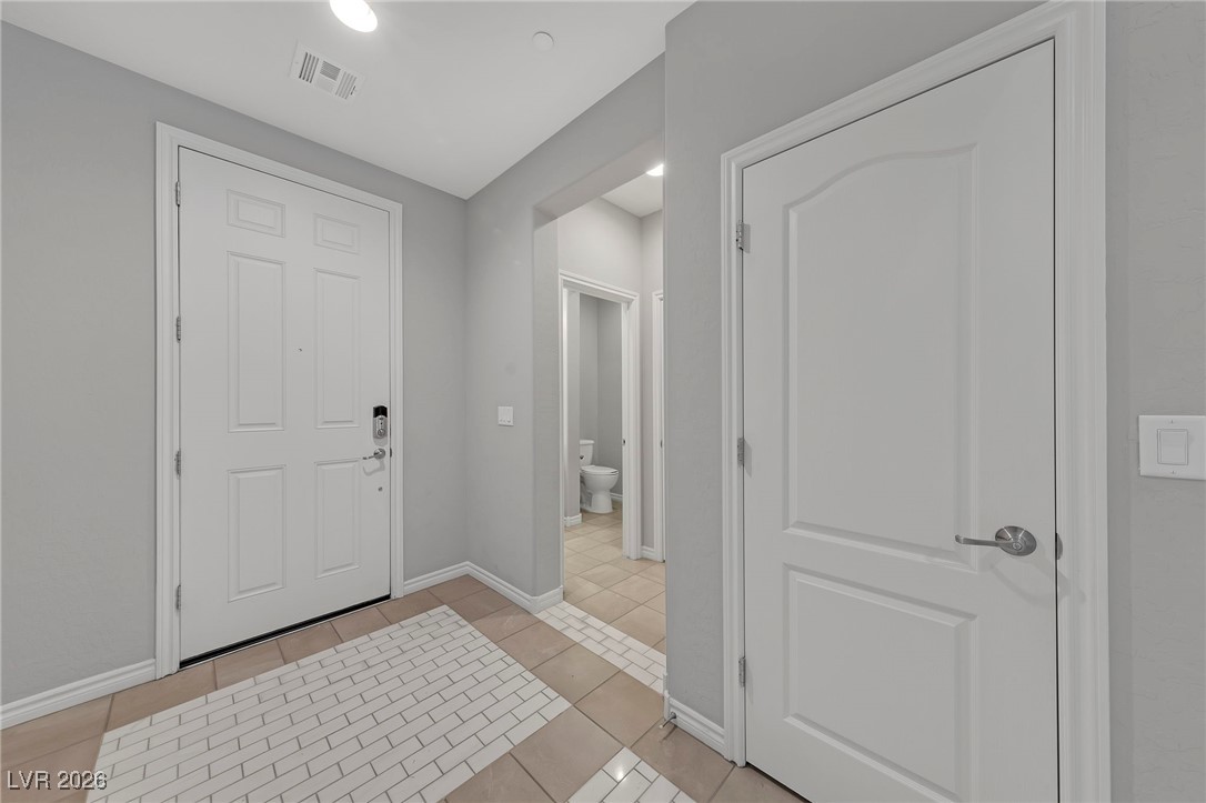 1008 Solaris Glow Street Henderson, NV 89052 - Photo 6 of 40