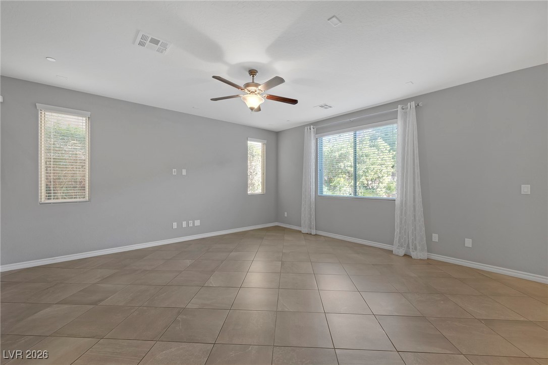 1008 Solaris Glow Street Henderson, NV 89052 - Photo 9 of 40