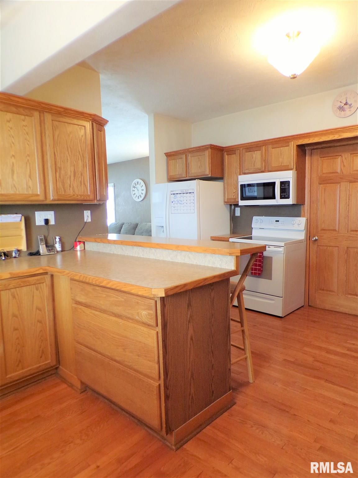 113 West B Street Alpha, IL 61413 - Photo 15 of 35 Gallery Image 15