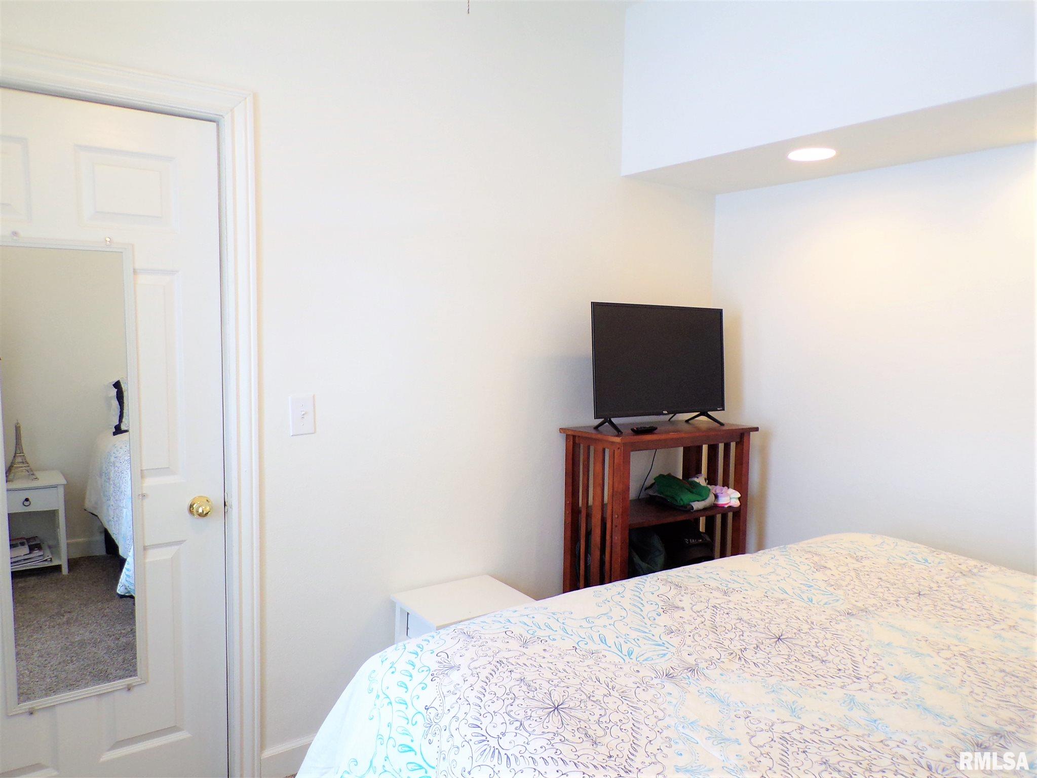 113 West B Street Alpha, IL 61413 - Photo 35 of 35 Gallery Image 35