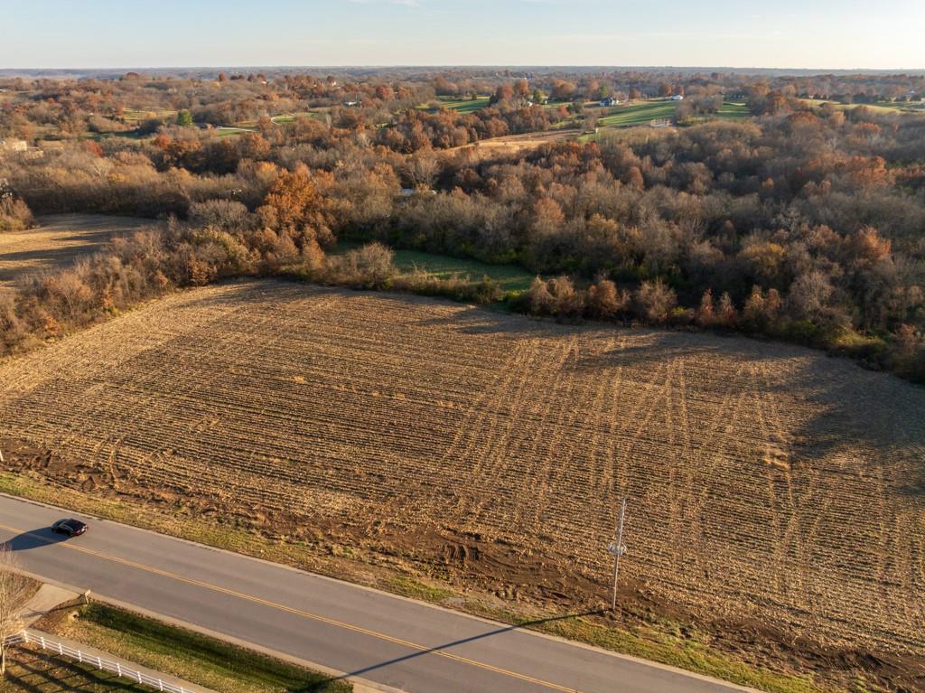 8 West Ryan Road Grain Valley, MO 64029 - Photo 3 of 22