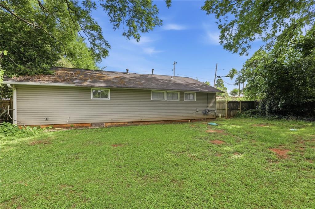 2723 Ellen Way Decatur, GA 30032 - Photo 28 of 29 Gallery Image 28