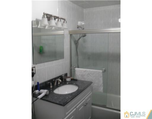 16 Concord Road Iselin, NJ 08830 - Photo 6 of 7 Gallery Image 6