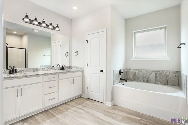 $2,800 | 1335 Rustic Pine Drive, Baton Rouge, LA 70820