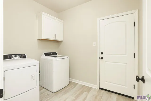 $2,800 | 1335 Rustic Pine Drive, Baton Rouge, LA 70820