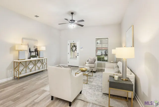 $2,800 | 1335 Rustic Pine Drive, Baton Rouge, LA 70820