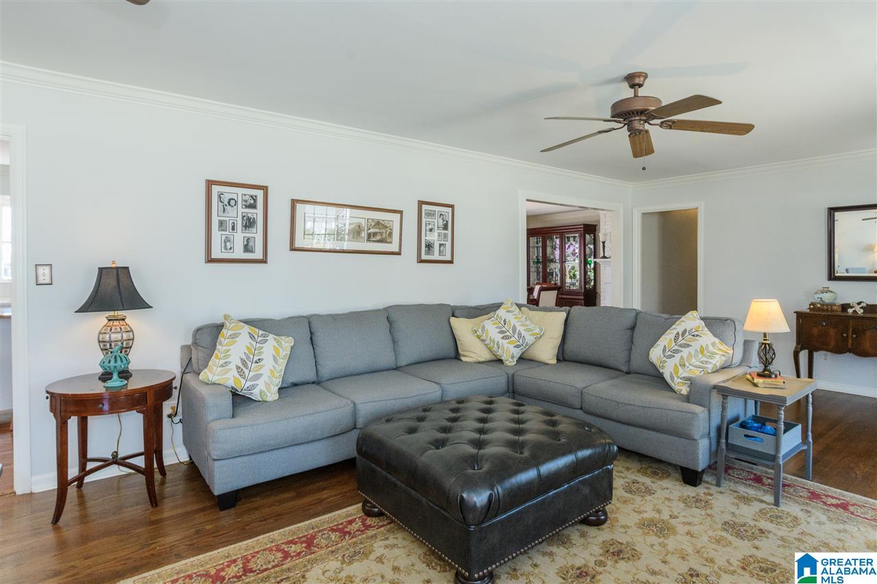 2105 Ridgeview Drive Birmingham, AL 35216 - Photo 3 of 34