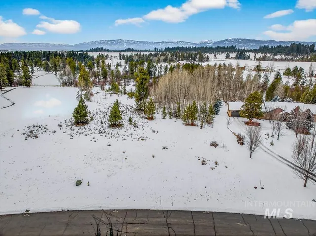 $365,000 | 241 West Jug Road, McCall, ID 83638