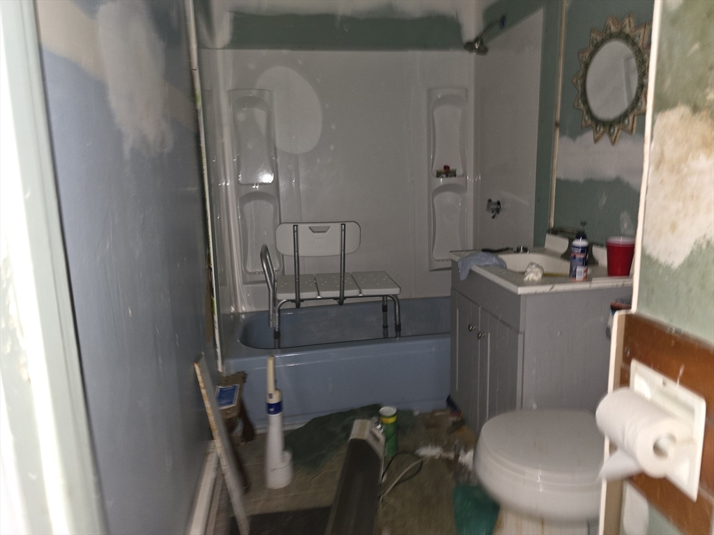 75 Collins Street Lynn, MA 01902 - Photo 24 of 38