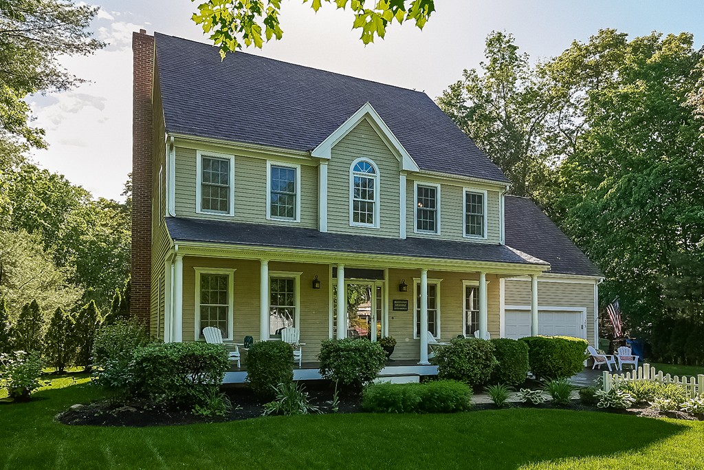 175 Samuel Drive Northbridge, MA 01588 - Photo 2 of 29 Gallery Image 2