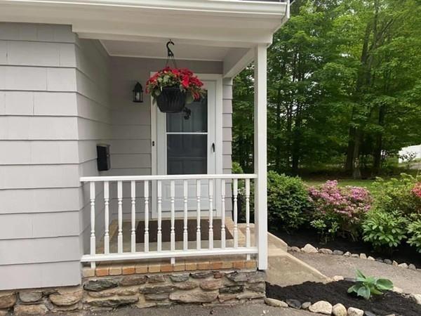 22 Wendover Road Worcester, MA 01606 - Photo 5 of 41 Gallery Image 5
