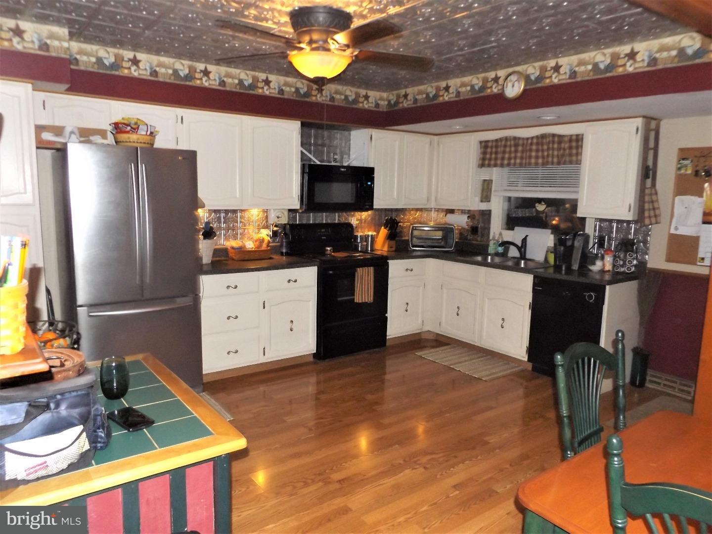 1530 Russett Road Orefield, PA 18069 - Photo 2 of 4