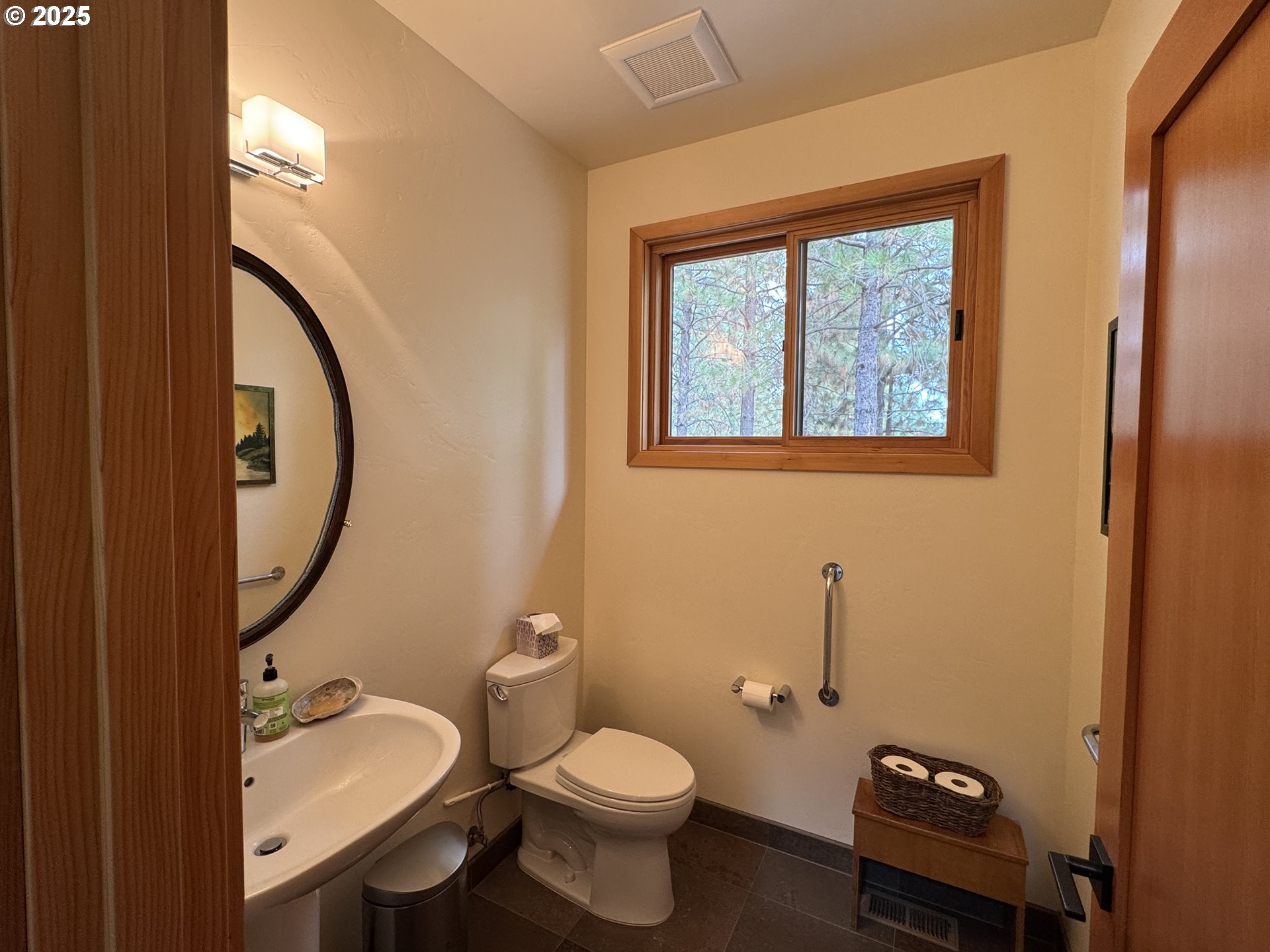 73 Long Road Wahkiacus, WA 98670 - Photo 18 of 48 Bathroom