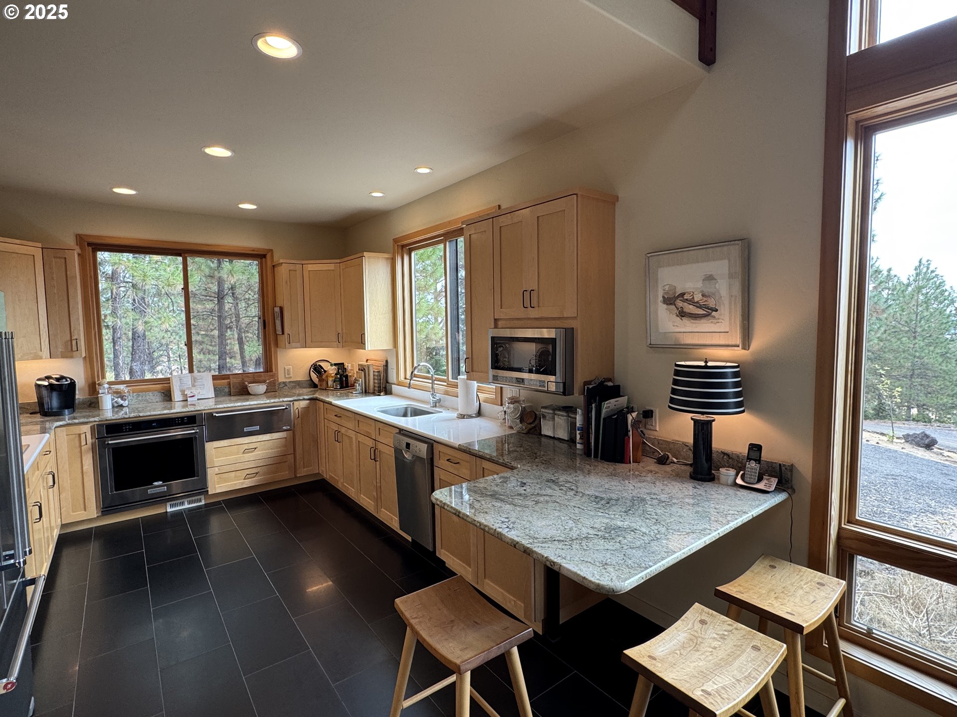 73 Long Road Wahkiacus, WA 98670 - Photo 5 of 48 Kitchen