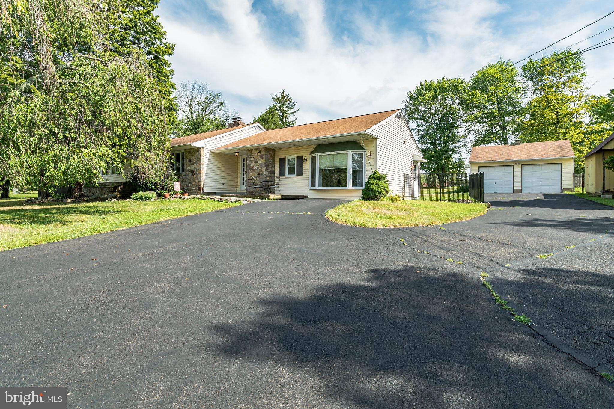 1190 Swamp Road Furlong, PA 18925 - Photo 2 of 29