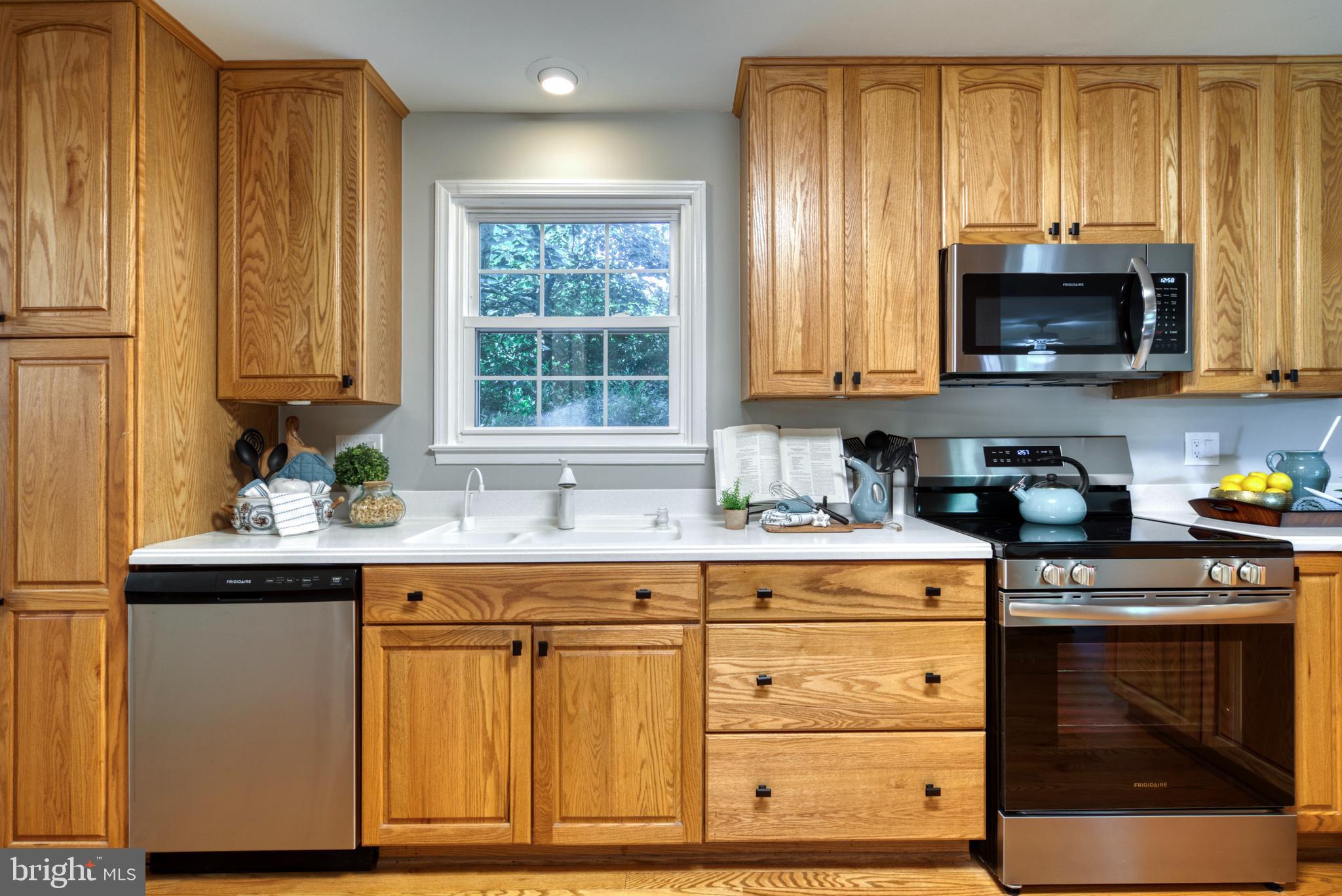 6710 Sydenstricker Road Springfield, VA 22153 - Photo 19 of 46 Kitchen