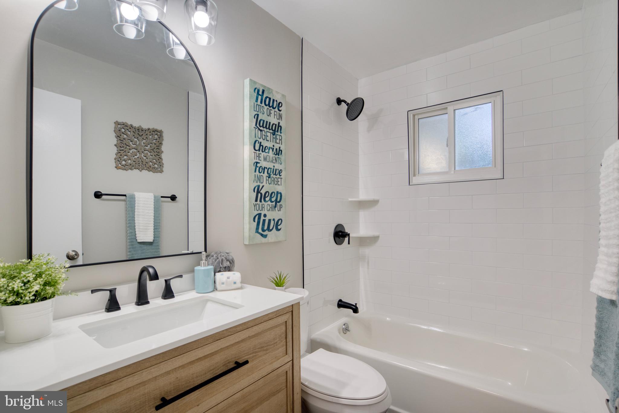 6710 Sydenstricker Road Springfield, VA 22153 - Photo 33 of 46 2nd Floor Full Bath