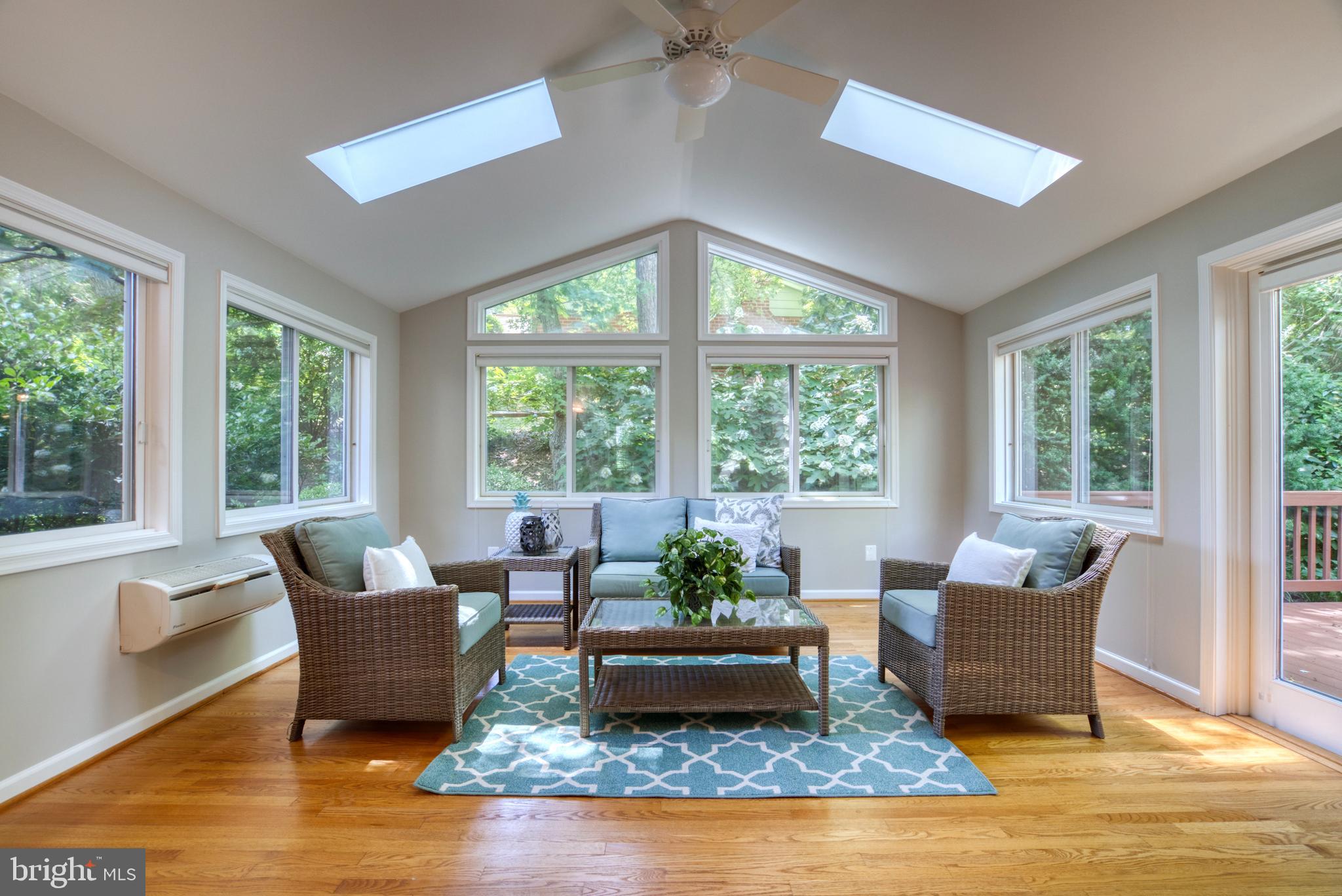 6710 Sydenstricker Road Springfield, VA 22153 - Photo 4 of 46 Light Filled Sun Room