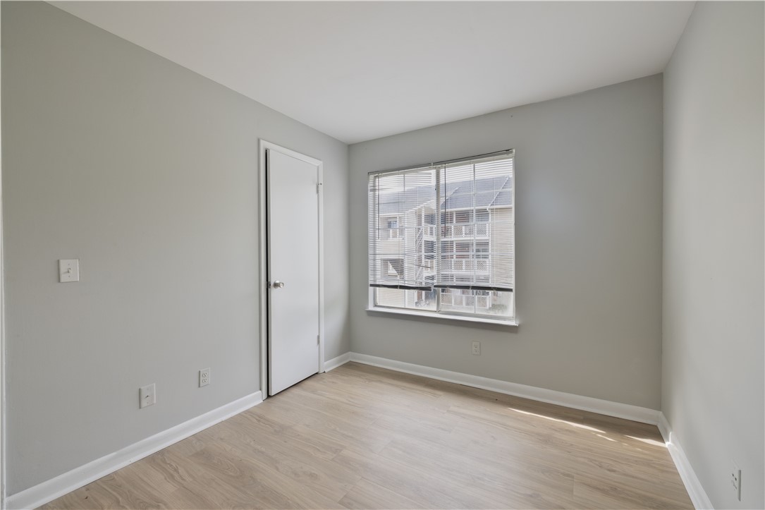 220 Elm Street, Unit 524 Clemson, SC 29631 - Photo 20 of 25