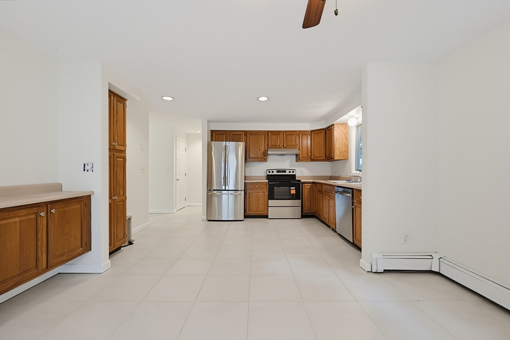 57 Lawton Road, Unit B Shirley, MA 01464 - Photo 13 of 38
