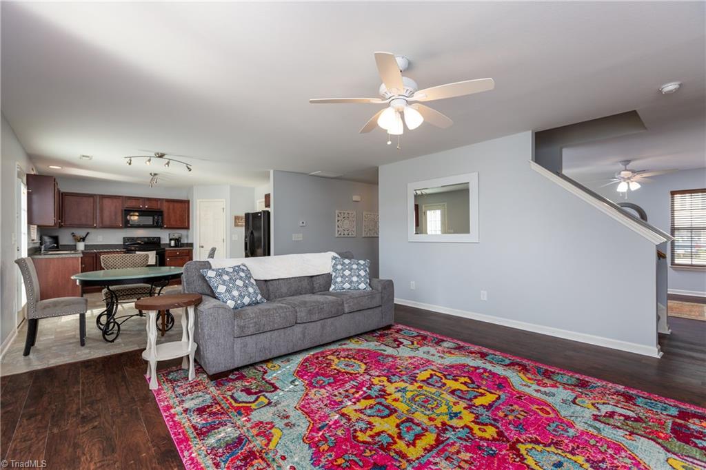 916 Bitting Hall Circle Rural Hall, NC 27045 - Photo 3 of 29 Gallery Image 3