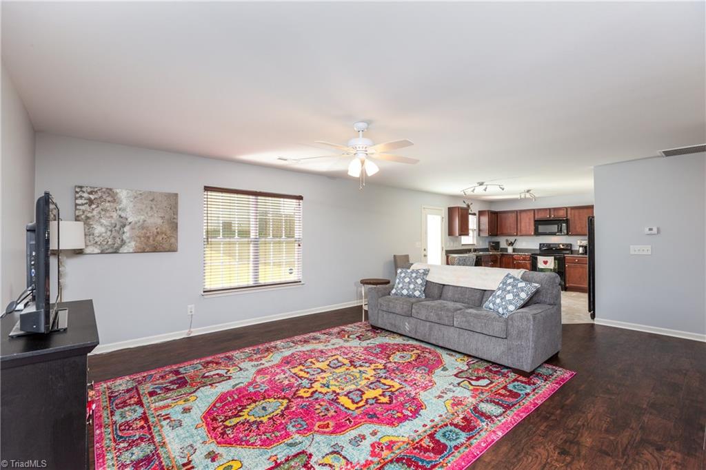 916 Bitting Hall Circle Rural Hall, NC 27045 - Photo 22 of 29 Gallery Image 22