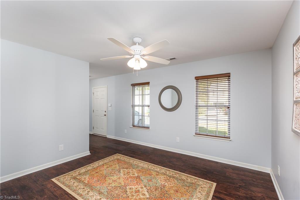 916 Bitting Hall Circle Rural Hall, NC 27045 - Photo 4 of 29 Gallery Image 4