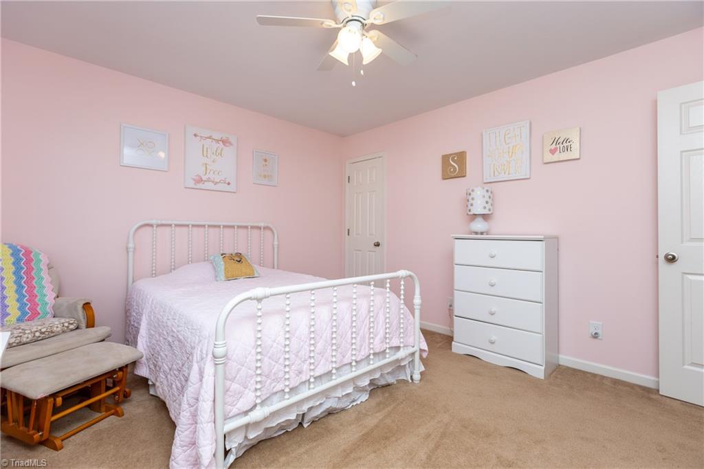 916 Bitting Hall Circle Rural Hall, NC 27045 - Photo 8 of 29 Gallery Image 8