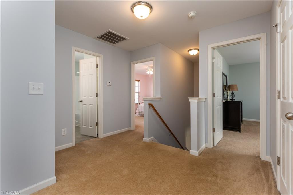 916 Bitting Hall Circle Rural Hall, NC 27045 - Photo 10 of 29 Gallery Image 10