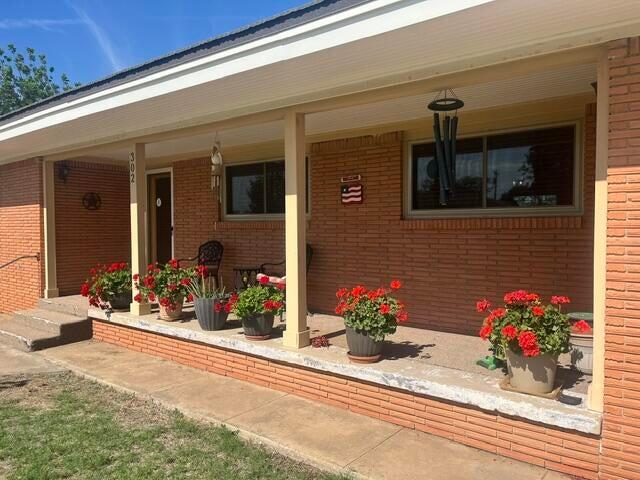 302 South W 5th Street Lockney, TX 79241 - Photo 3 of 45 3