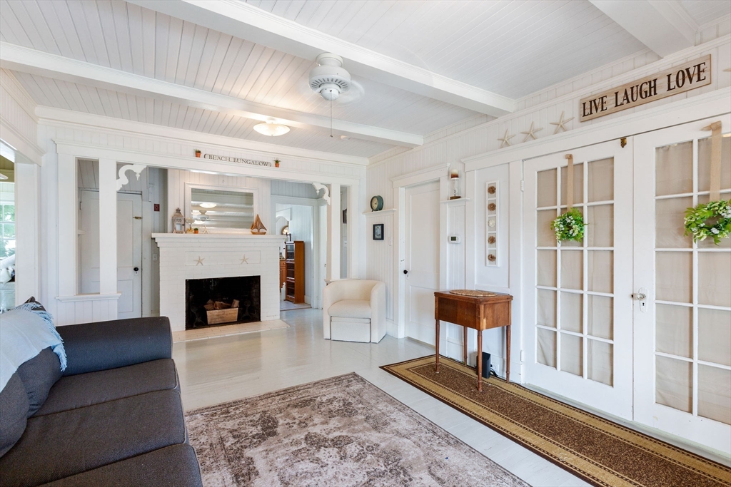 13 5th Street Wareham, MA 02558 - Photo 7 of 42