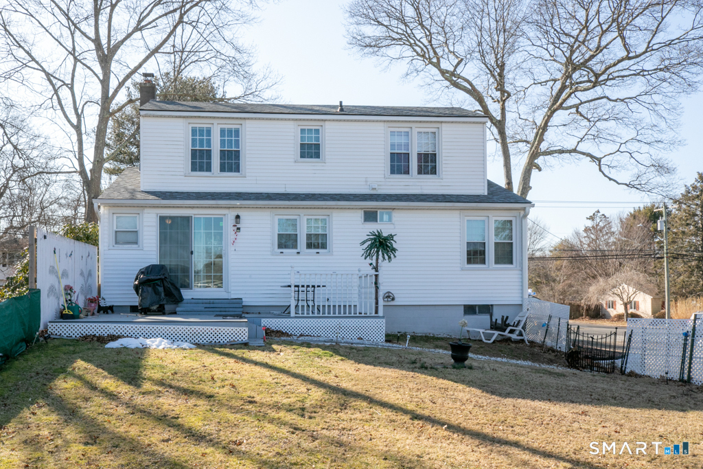 10 Beach Park Road Clinton, CT 06413 - Photo 5 of 39 New Roof & Gutters, New Windows & New Doors