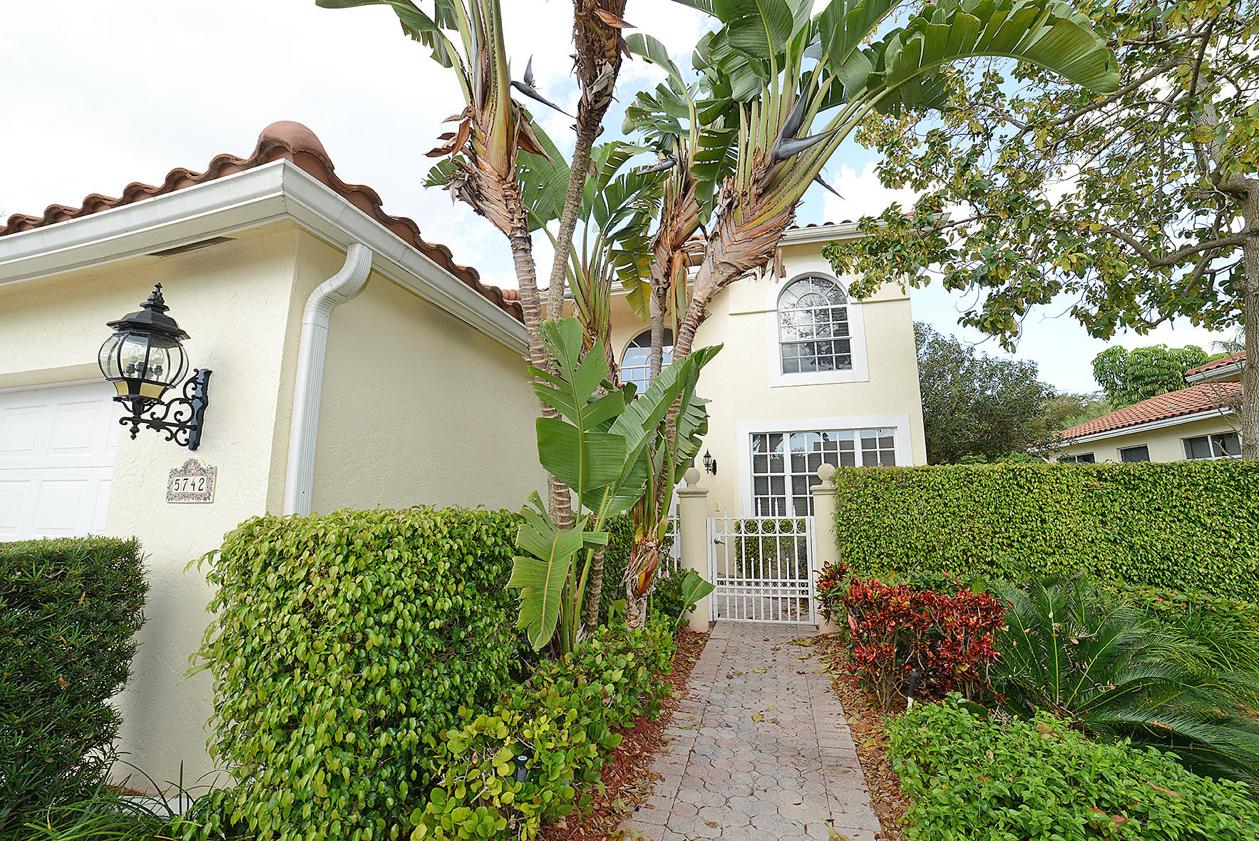 5742 Northwest 24th Terrace Boca Raton, FL 33496 - Photo 3 of 46 DSC_7272A